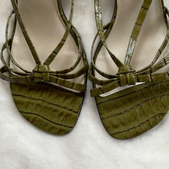 BP sandals 8M - Picture 4 of 6